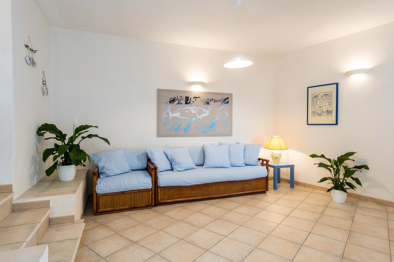 Apartment In S'Abba E Sa Pedra With Pool Golfo Aranci Eksteriør bilde